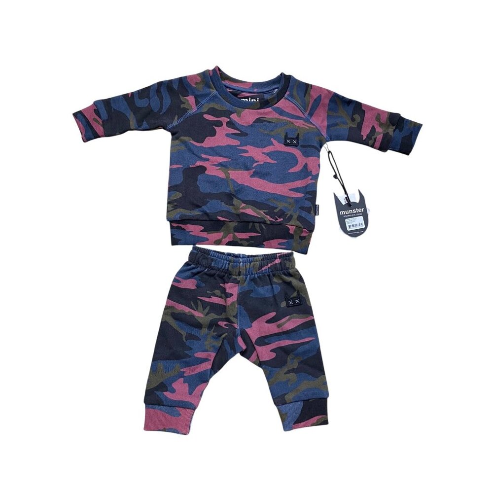 Munster Dusk Crewneck Sweatshirt and Reign Pant in Blue Camo